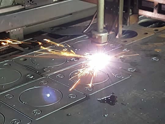 PANTOGRAFO CNC PLASMA Y OXICORTE TRABAJANDO